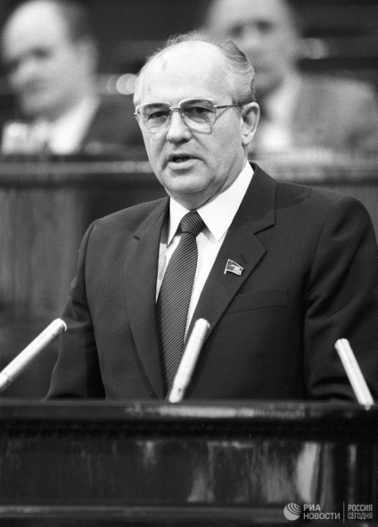 Miért zárta le Gorbacsov a szovjet katonaterületet, és mi következett be?