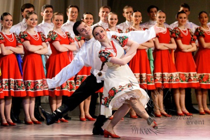 Dansatori profesionisti pentru o nunta la Moscova!