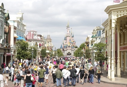 Utazás a párizsi Disneylandre az őszi vakáción