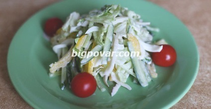 Salată cu rețetă de calmar și castraveți cu fotografie, gătit pas cu pas