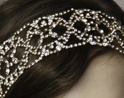 Esküvői frizura ékszer a menyasszony hajából jennifer behr - pro esküvői frizurák - hasznos