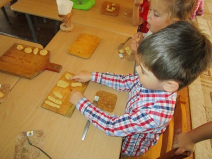 A saját kezűkkel kezeljük a 