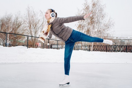 La teatru sau la patinoar, ce să faci în vacanța de Anul Nou