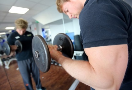 10 Tipuri de vizitatori la sala de sport, care irită pe toată lumea