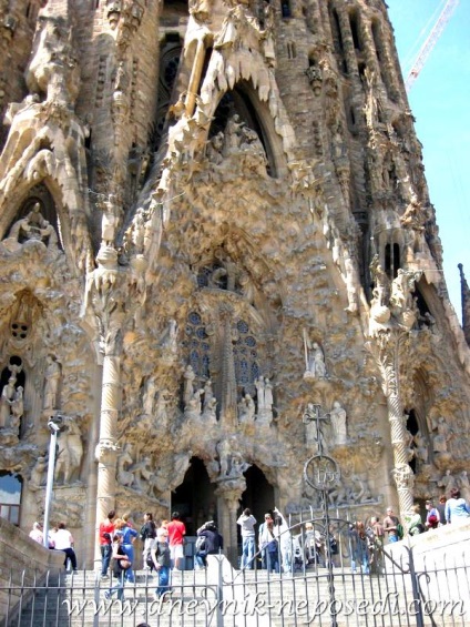 Arhitectura lui Antonio Gaudi, de neegalat, este arta lui Dumnezeu, jurnalul celor neconsumate