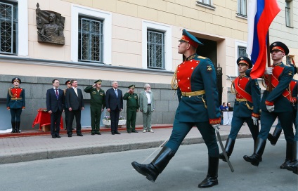 Csillogás és szegénység Putyin minősítésében