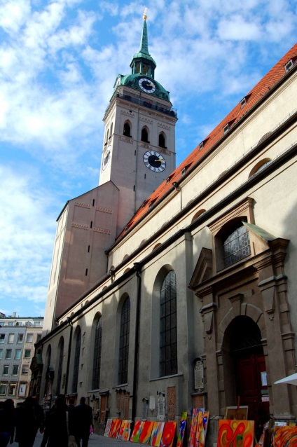 Biserica Sf. Petru din Munchen istorie, descriere