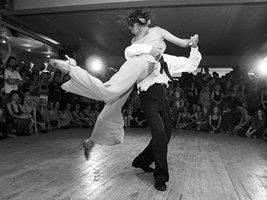 Ce va va da tangoul argentinian, studio - este tango