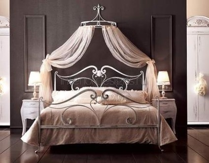 Dormitor decor cu mâinile proprii - tipuri și modalități de prindere a coperților