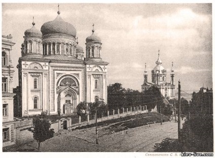 Adresă biserică Desyatinnaya - viața de la Kiev
