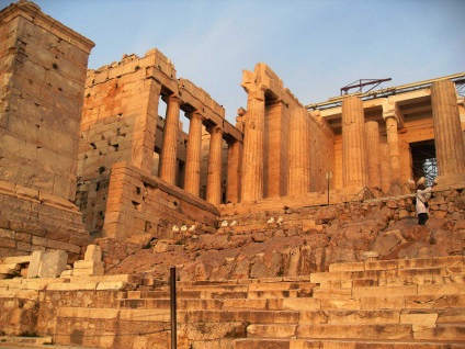 Arhitectura greacă veche - caracteristici și inovații