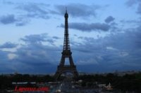 Turnul Eiffel, experiență de auto-cucerire, la Perouse