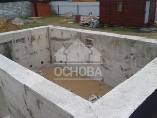 Fundația sub casa cu un subsol sub cheie, prețul de a construi un subsol cu ​​o pivniță sau o beciură în Sankt Petersburg