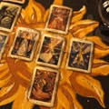 Fortune spune unui om, ghicitori on-line pe carduri de tarot, lenorman