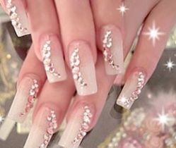 Гламурні нігті, мережа студій краси - nailsprofi