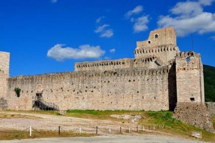 City of Assisi descriere atractii, fotografie