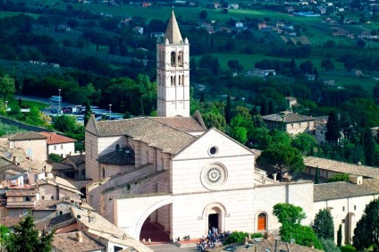 City of Assisi descriere atractii, fotografie