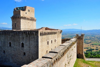 City of Assisi descriere atractii, fotografie