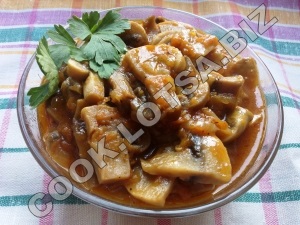 Goulash făcut din ciuperci - rețetă delicioasă de casă pas cu pas cu fotografie