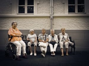 Care este pensia medie și vârsta de pensionare pentru bărbați și femei în Polonia în perioada 2016-2017