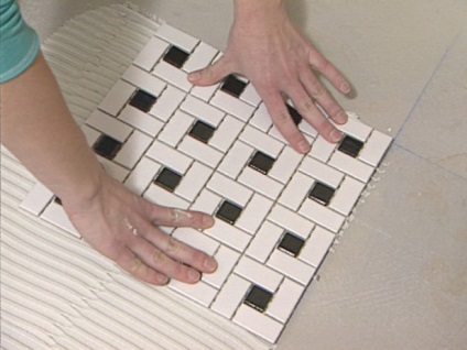 Hogyan helyesen helyezzen egy csempe a fürdőszobába egy mozaikból