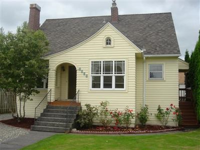 Hogyan válasszunk színt a ház homlokzatára?