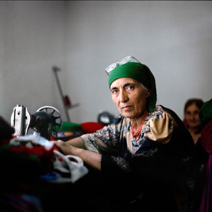 Cum trăiesc femeile tadjice?