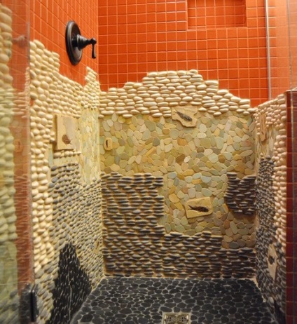 Kombinált felület a fürdőszoba mozaik plusz csempe