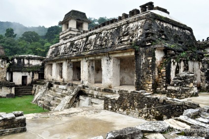 Palenque din Mexic - orașul vechi Mayan, pierdut în jungla statului