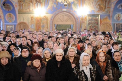 Este posibilă lupta împotriva rujului în templu?