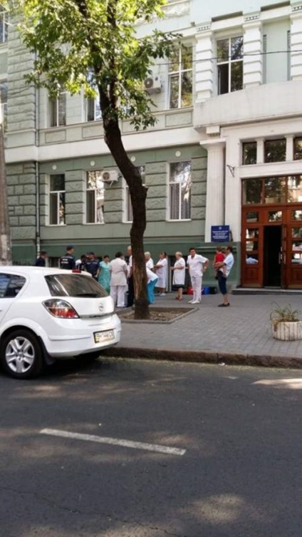 Odessa lucrează fără apă pentru mai mult de 5 zile (foto)