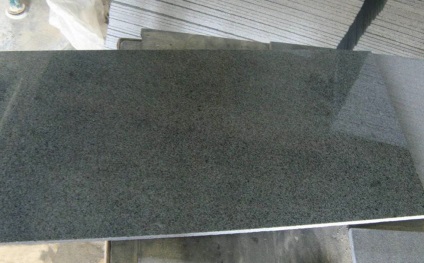 Finisarea plintei cu granit ceramic - caracteristicile acestei placari, ordinea lucrarilor si a celor necesare