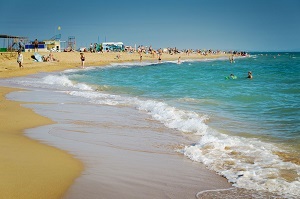 Se odihnește pe Marea Neagră cele mai bune plaje de pe coasta de la Anapa și Gelendzhik la Sochi și Adler