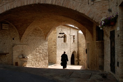 Rămâneți în ghidul Assisi în Assisi