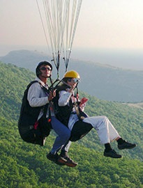Zboruri de zbor cu paragliding-tandem