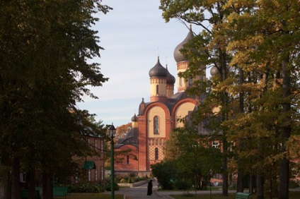 Mănăstirea Păuhtitsky, trei pasi spre împărăția cerurilor, revista ortodoxă - o grădină plictisitoare