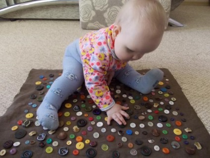 Dezvoltarea mat cu butoane pentru copii, enciclopedie de produse de casă