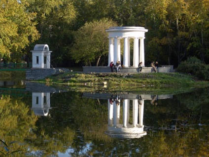 Evaluarea celor mai interesante locuri din Ekaterinburg