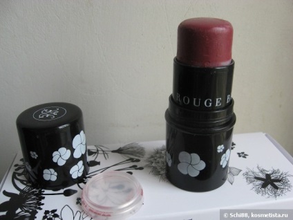 Rouge nyuszi rouge blush pálca, virágzó arca, rubens véleménye