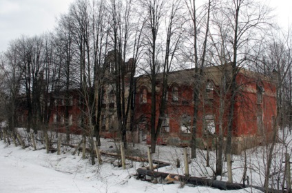 Căile ferate nu intenționează să restaureze ruinele spitalului lor în Sablin - știri de construcție în