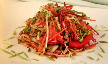 Salate din rețetele proaspete de sfeclă - o selecție de feluri de mâncare sănătoase
