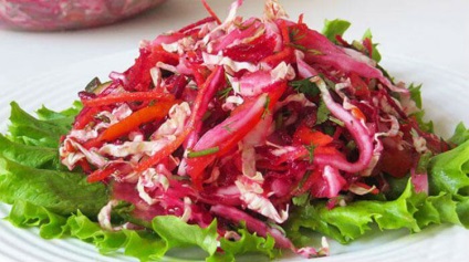Saláta friss cékla receptekből - egészséges ételek választékából