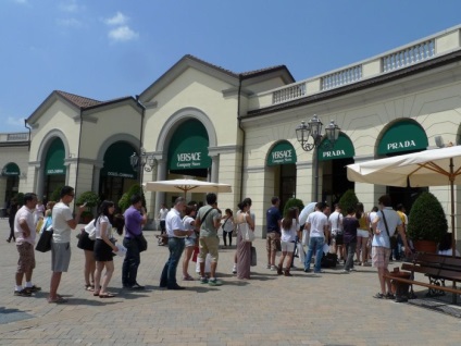 Shopping în vara anului 2015 - este merită să mergeți la magazinul Serravalle