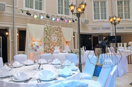 Nunta în hotelul grand smarald, decorarea sălii de nunți atrium-cafenea - Versailles - decorul artmiks