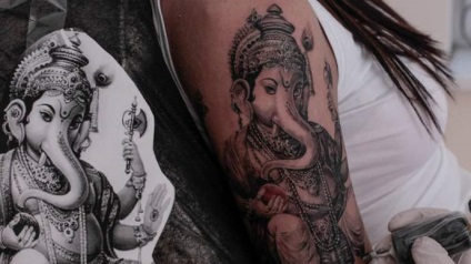 Tatu ganesha sensul, schițe, descrierea divinității indiene