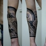 Tetoválás a nők és a férfiak könyökén, fotók, tetoválás vázlatai könyökön