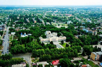Tikhoretsk Krasnodar régió története oktatás, fejlesztés, most