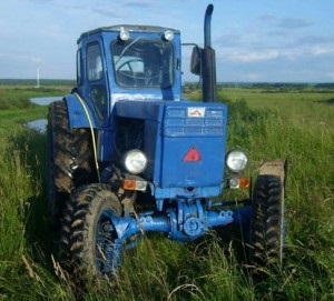 Tractor T-40