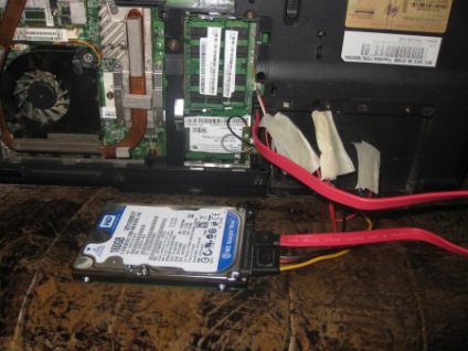 Instalarea unei a doua unități de hard disk în notebook