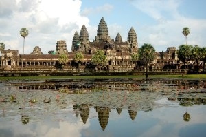 Complexul templu al Angkor Wat este a opta minune a lumii